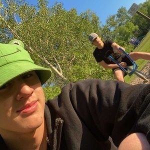 Meet your Posher, Alex